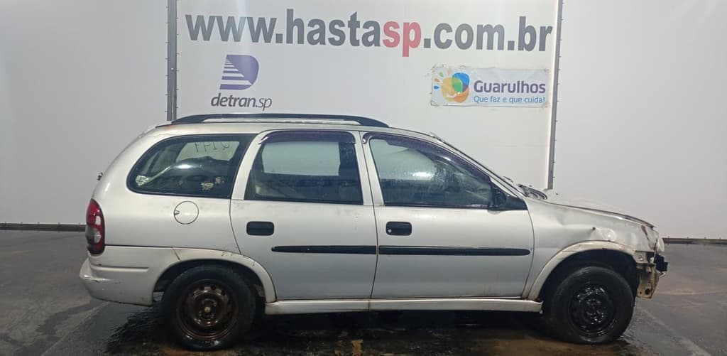Chevrolet Corsa Super W 2001 — foto 1