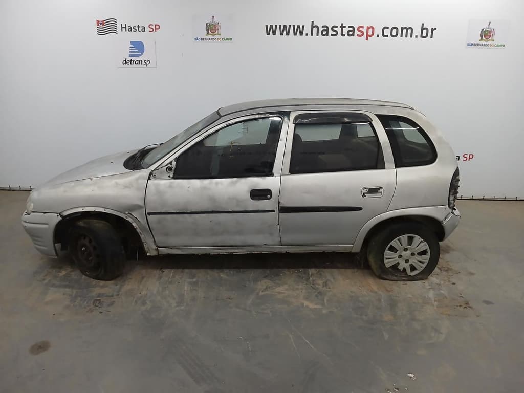Chevrolet Corsa Wind 1999 — foto 1