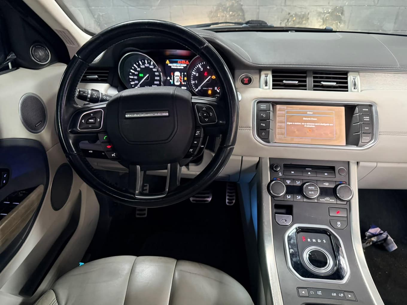 Land Rover Evoque Prestige 5D 2013
