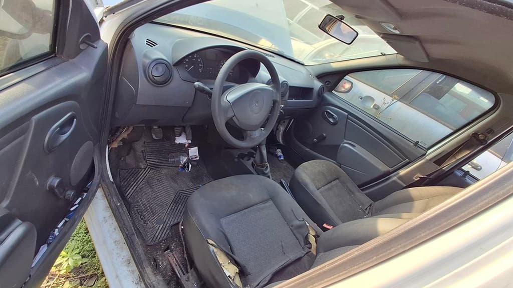 Renault Renault/logan AUT 1016v 2009 — foto 6