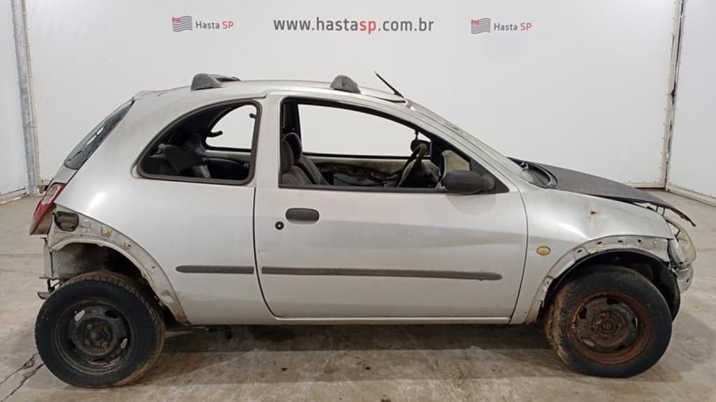 Ford KA GL 2004 — foto 2
