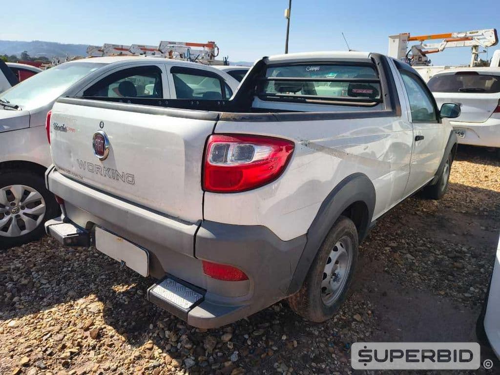 Fiat Strada Working 2016
