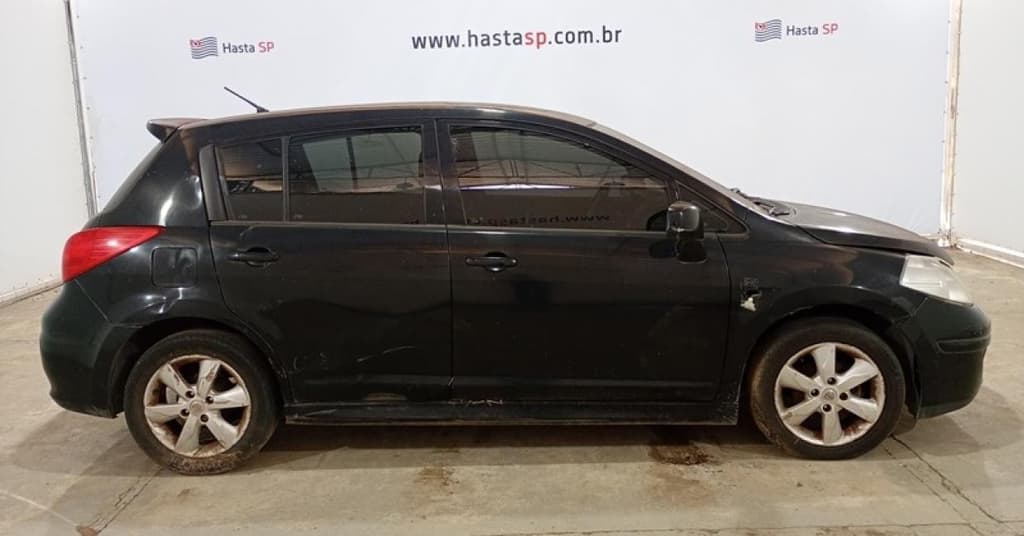 Nissan Nissan Tiida 18sl Flex 2013, preta