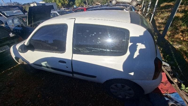 Renault Clio CAM 10h3p 2012 — foto 7