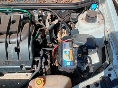 Fiat Strada 2010 — foto 18