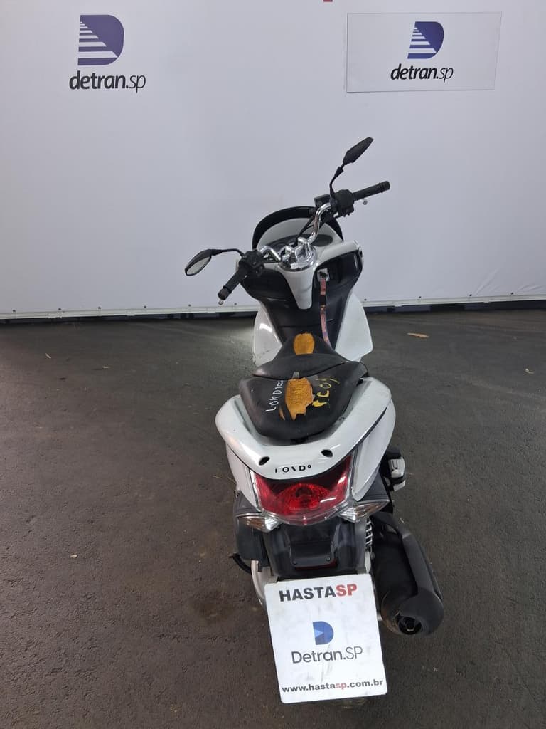 Honda PCX 150 2015 — foto 4