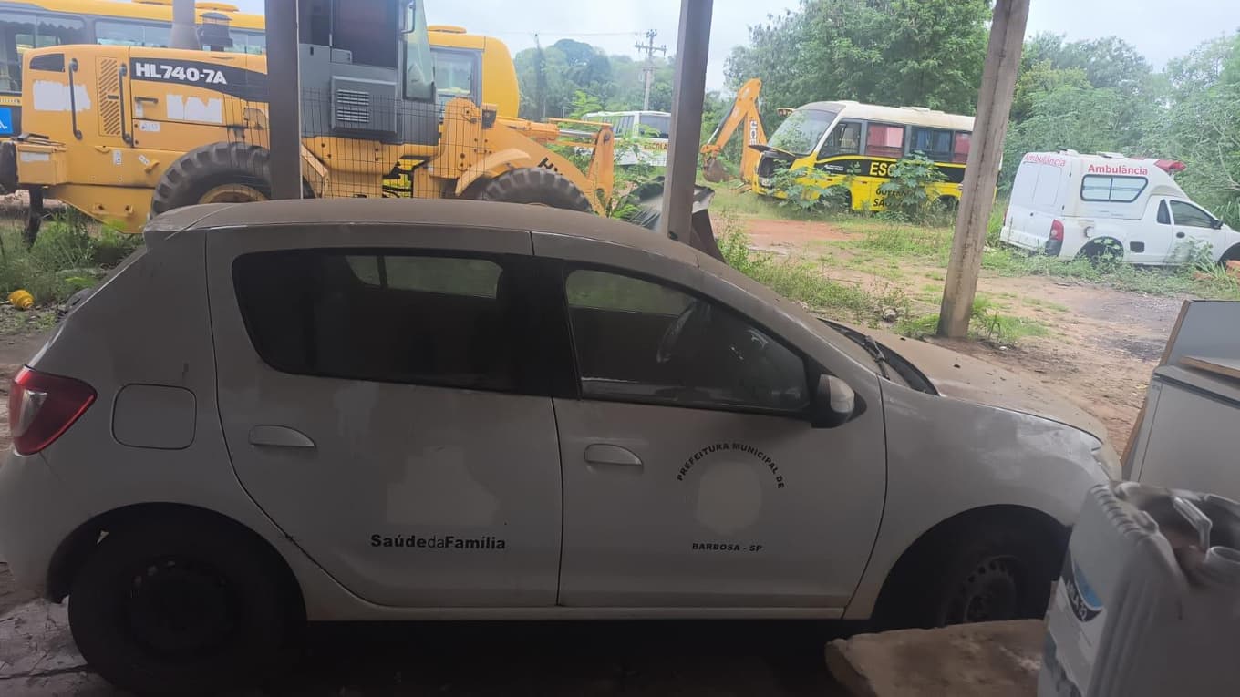 Renault Sandero Expr, 2015 — foto 3