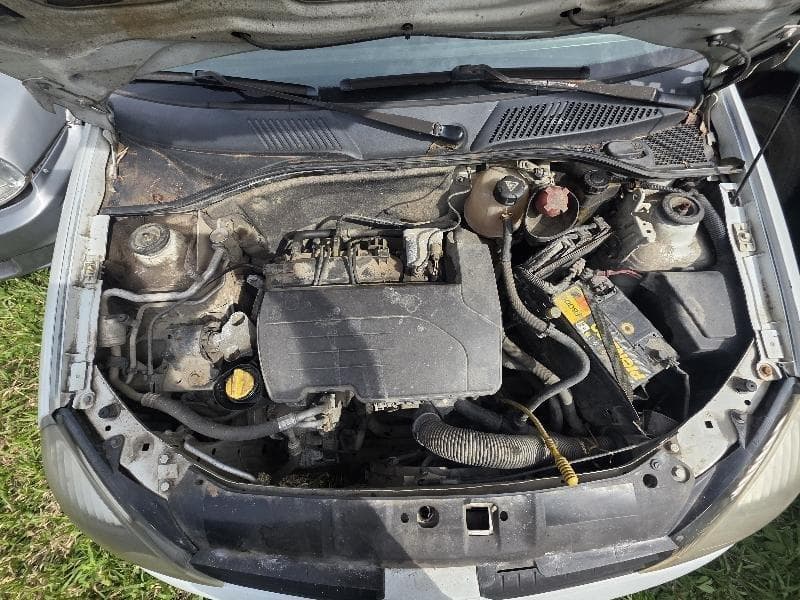Renault Clio AUT 10 16vs 2007 — foto 3
