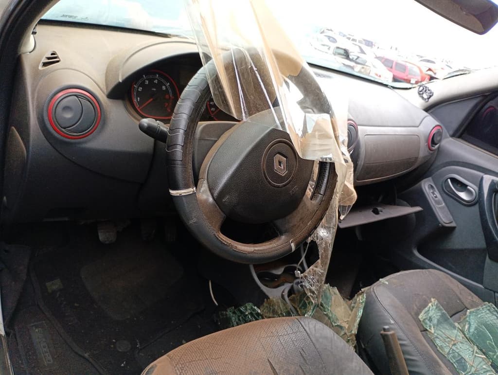 Renault Sandero STW 16hp 2014 — foto 6