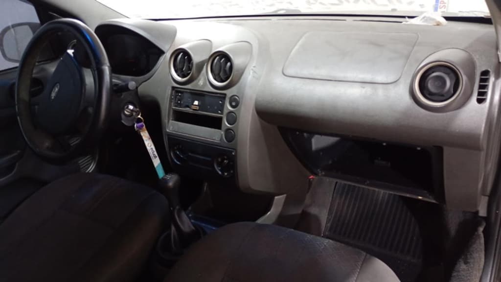 Ford Fiesta Sedan Flex 2007 — foto 6
