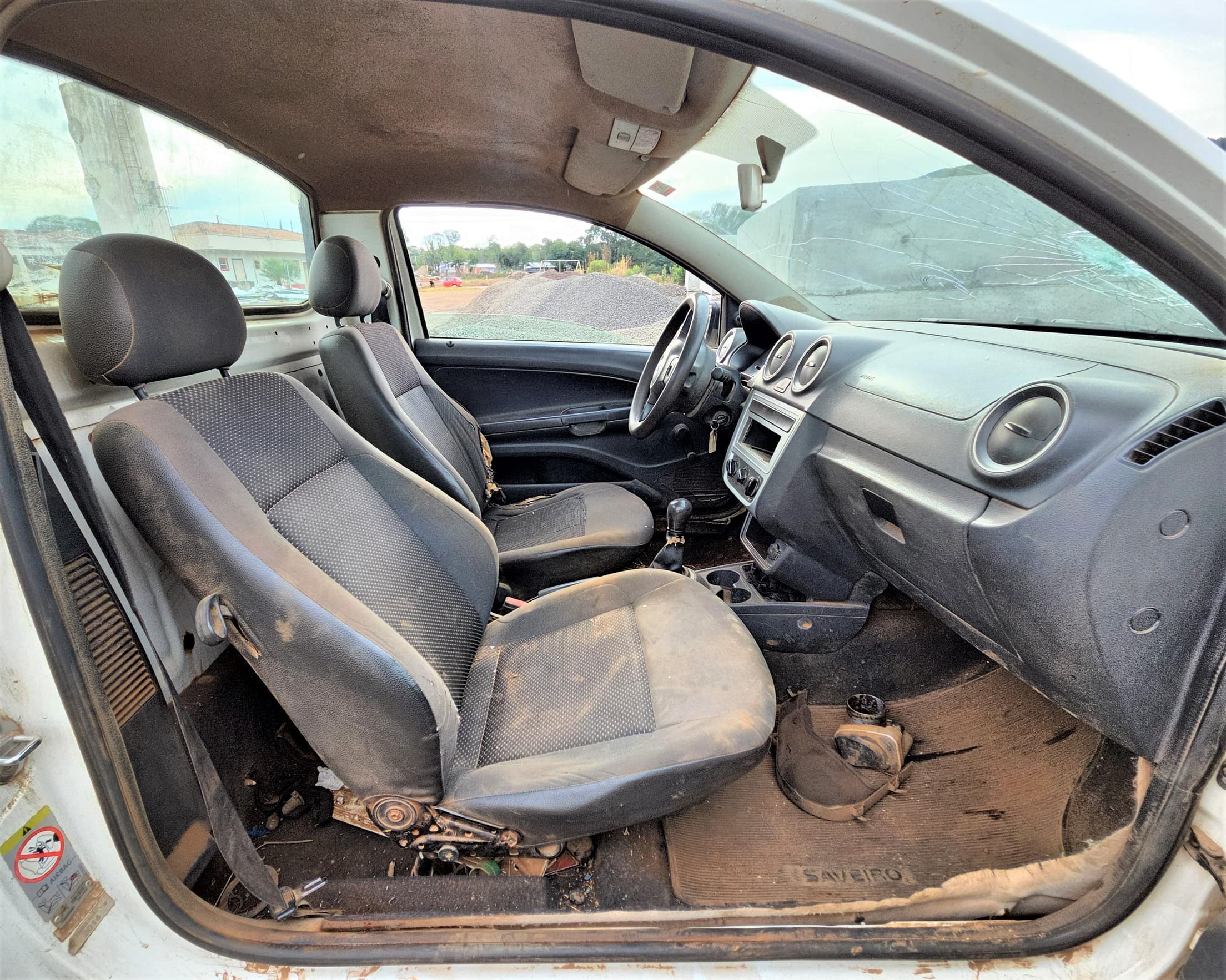 Volkswagen Saveiro CS ST MB 2015 — foto 8