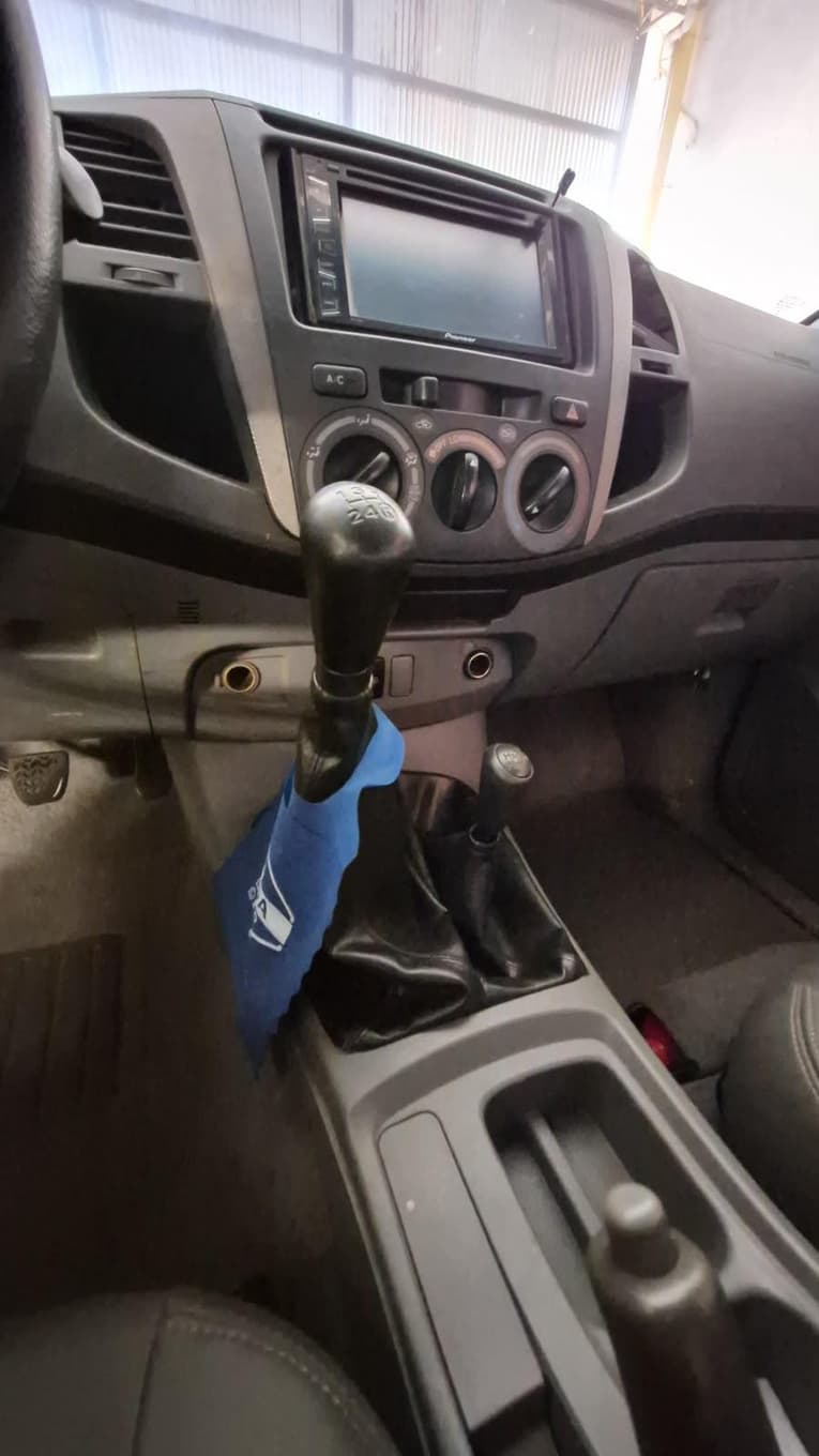 Toyota Hilux SRV 2006 — foto 6