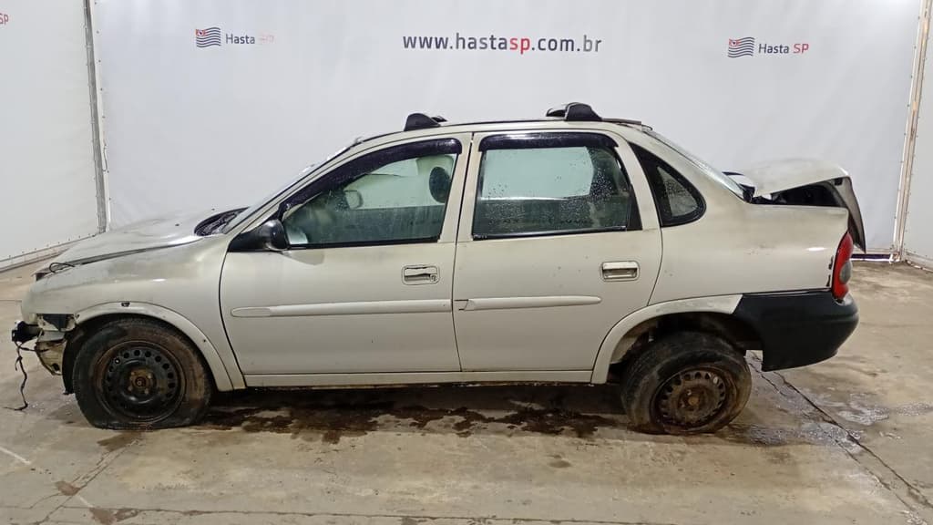 Chevrolet Corsa Milenium 2002 — foto 2