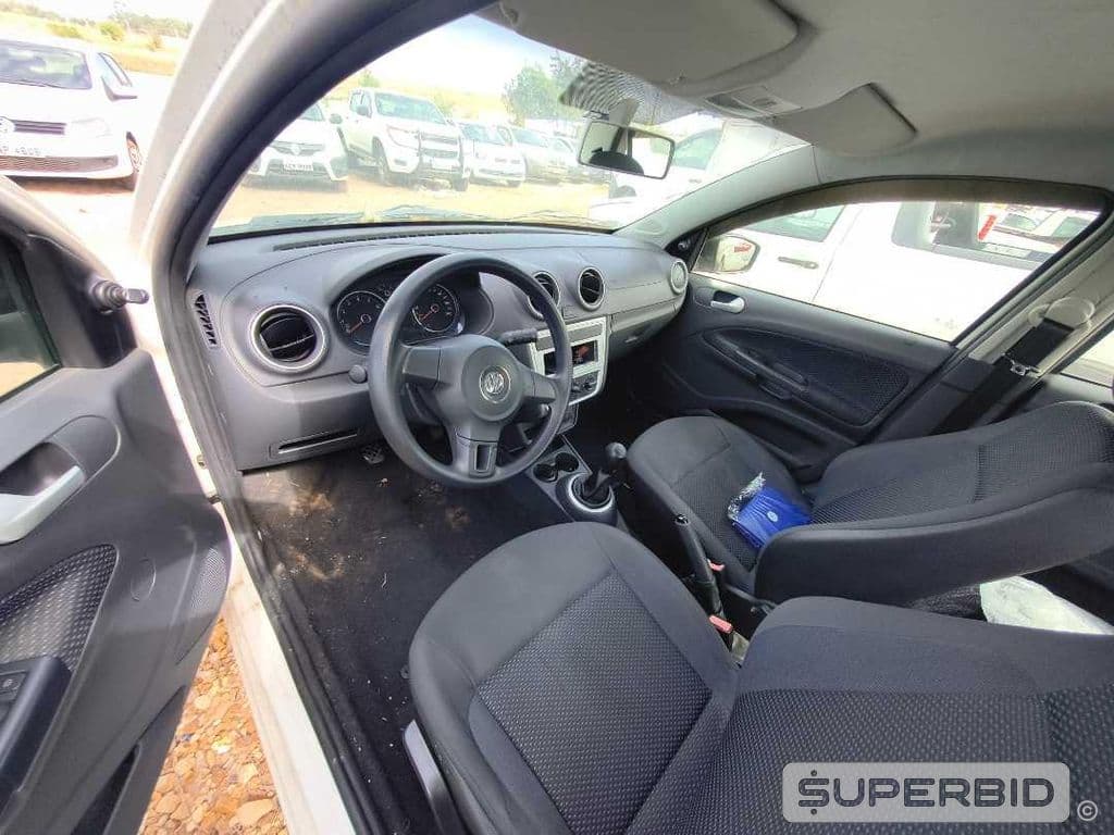 Volkswagen Voyage TL MB 2016 — foto 6