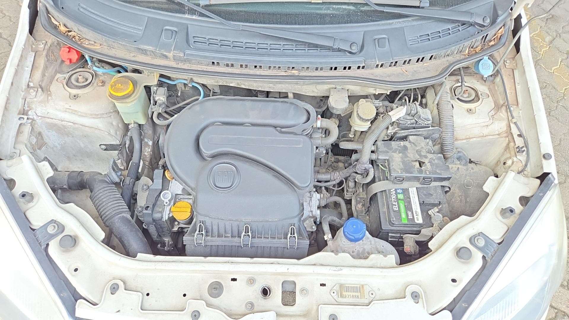 Fiat UNO Evolution 1.4 de 2015 — foto 8