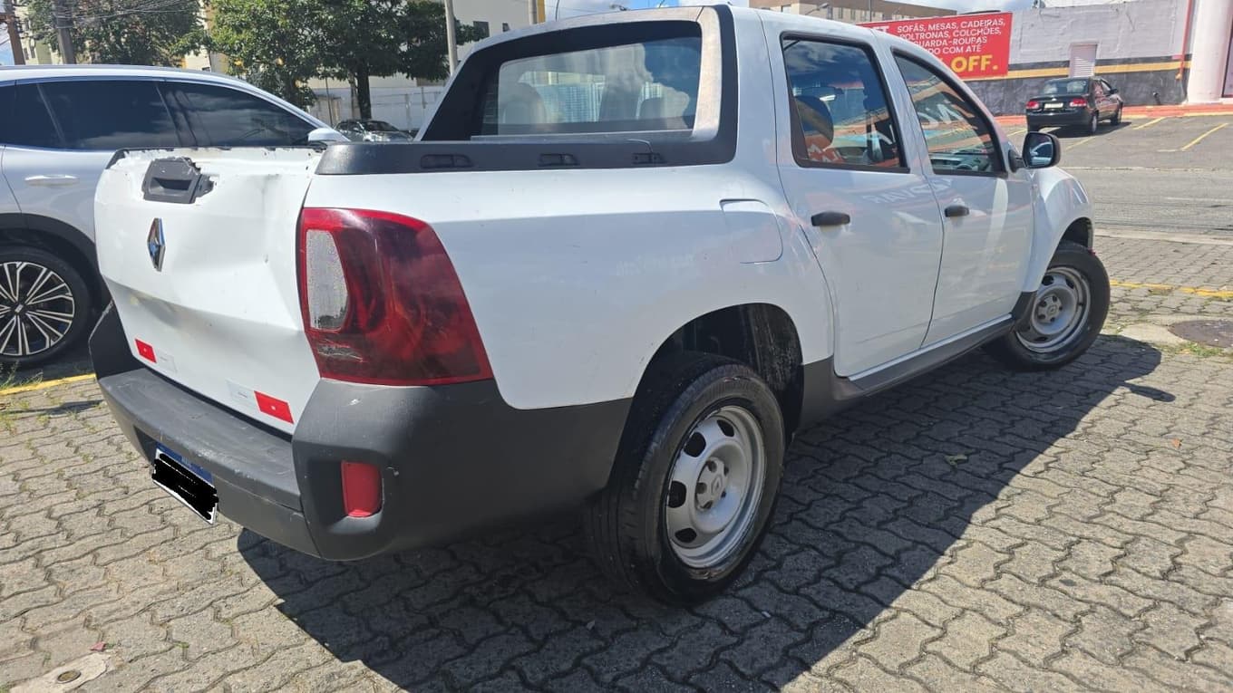 Renault Oroch 16 4X2 2018 — foto 4