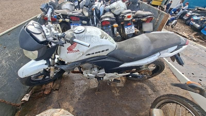 Honda CB 300r 2014 — foto 9