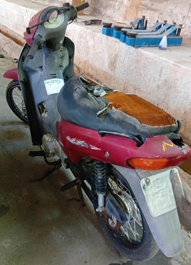 Honda C-100 BIZ 2005 — foto 2