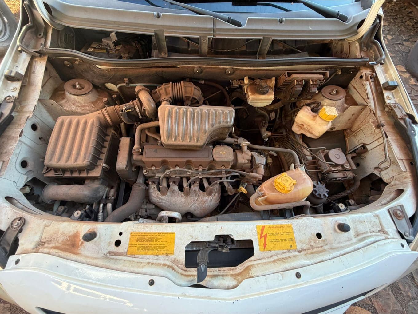 Chevrolet Montana Ls - 2014 — foto 4
