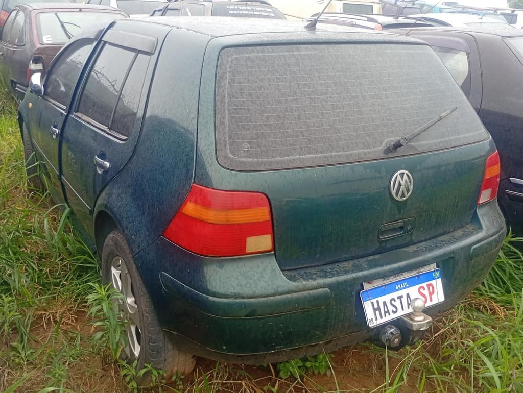 Volkswagen Golf 2000 — foto 1