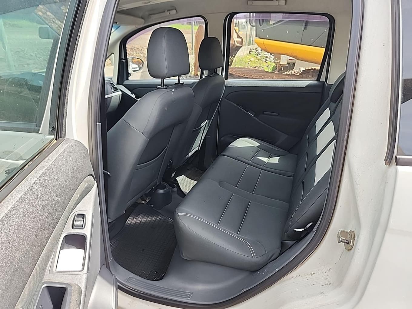 Fiat Idea Essence 1.6 2011 — foto 5
