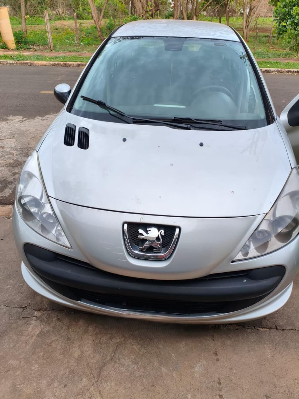 Peugeot 207 2009 — foto 2
