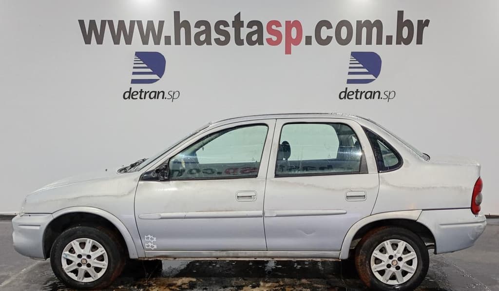 Chevrolet Corsa Milenium 2002 — foto 2