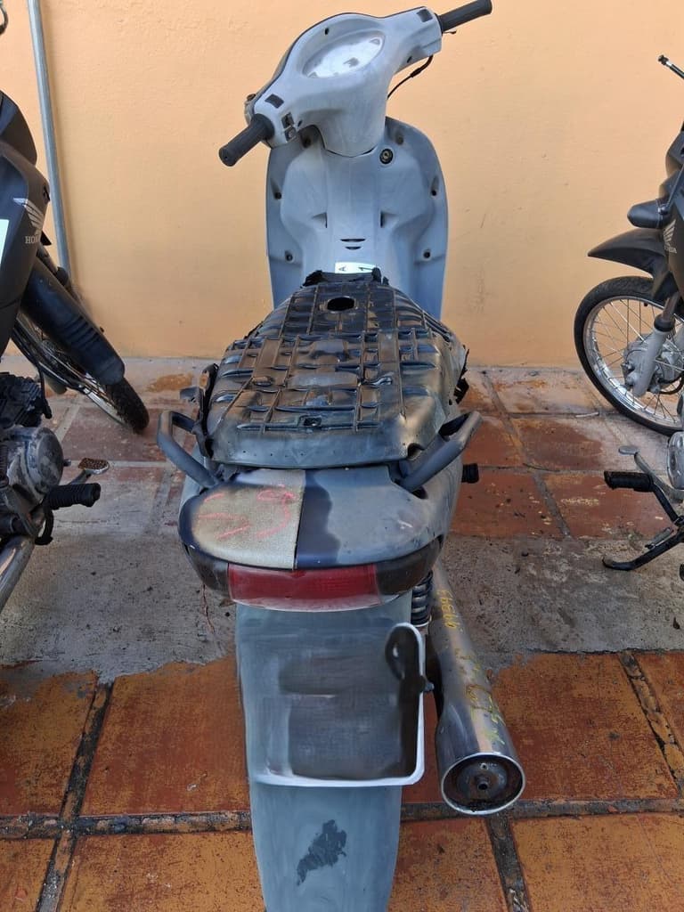 Honda C-100 BIZ 2000 — foto 3
