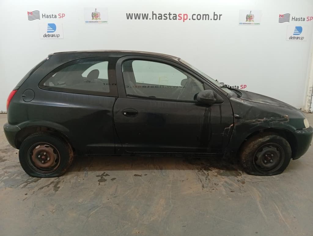 Chevrolet Celta 3 Portas 2004 — foto 1