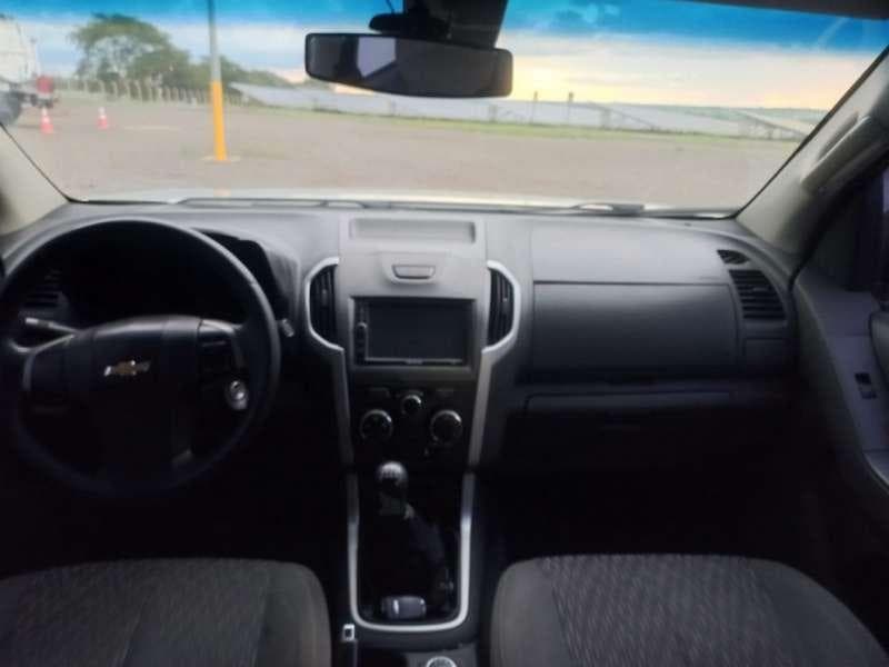 Chevrolet S10 2014 — foto 16