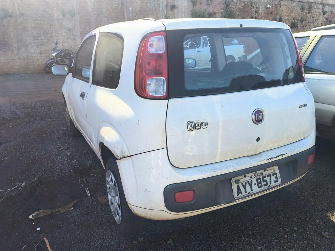 Fiat UNO Vivace 1.0, 2014 — foto 2