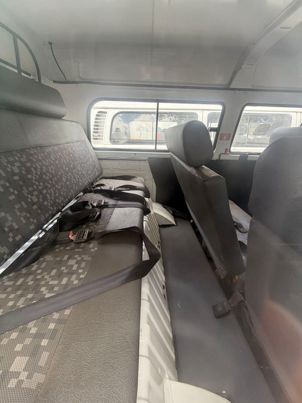 Volkswagen Kombi 2012 — foto 14
