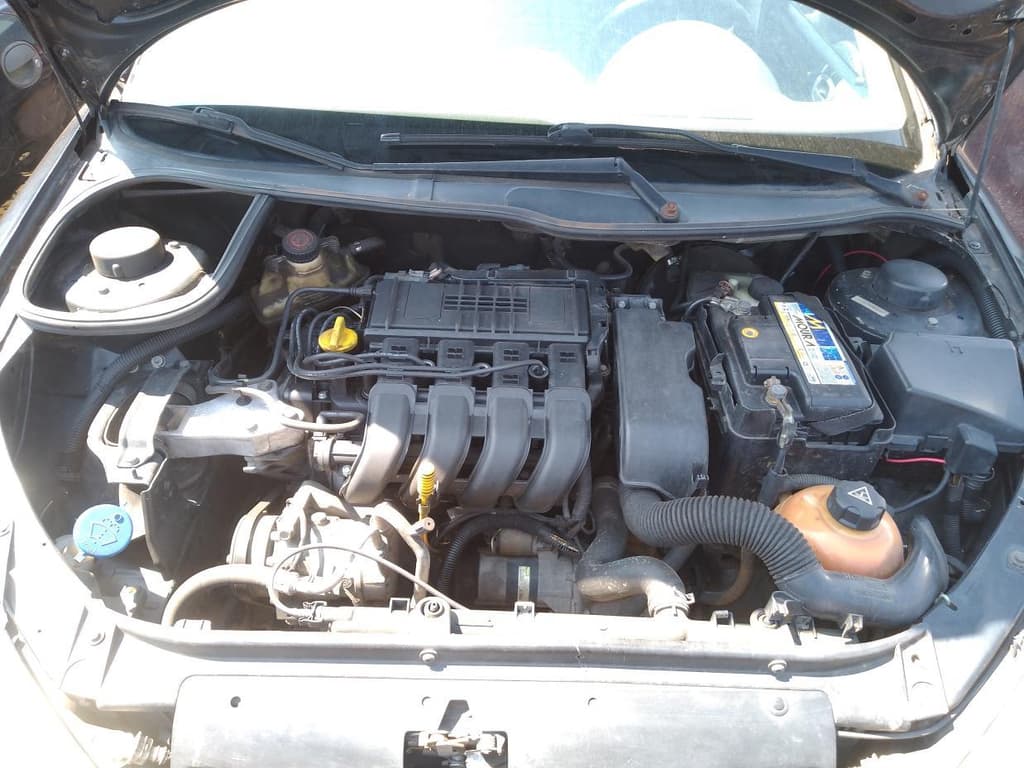 Peugeot 206 10 Sensat 2005 — foto 7