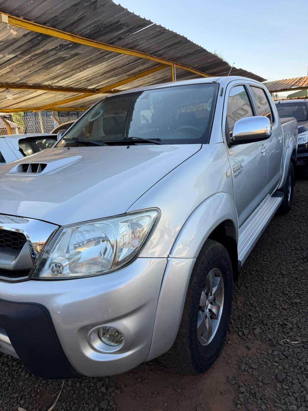 Toyota Hilux SRV 2009 — foto 8