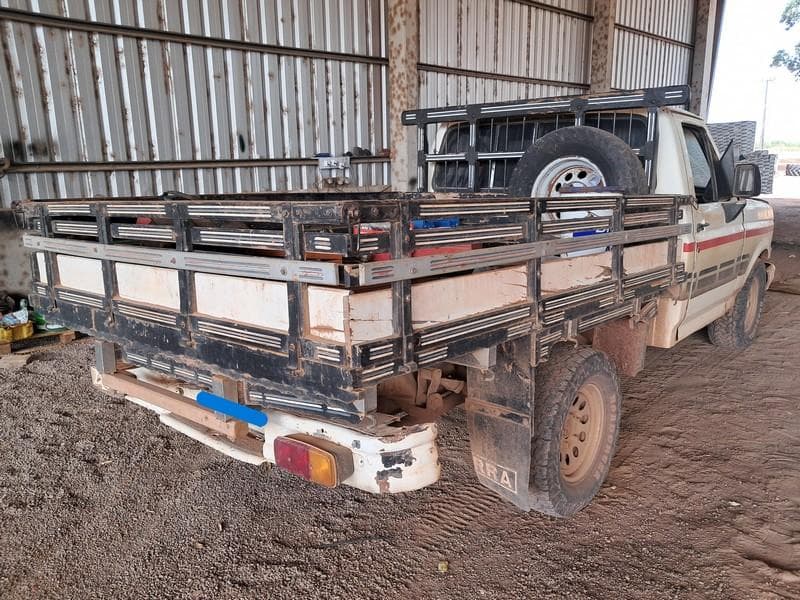 Ford F1000 4X4 D, 1994 — foto 6