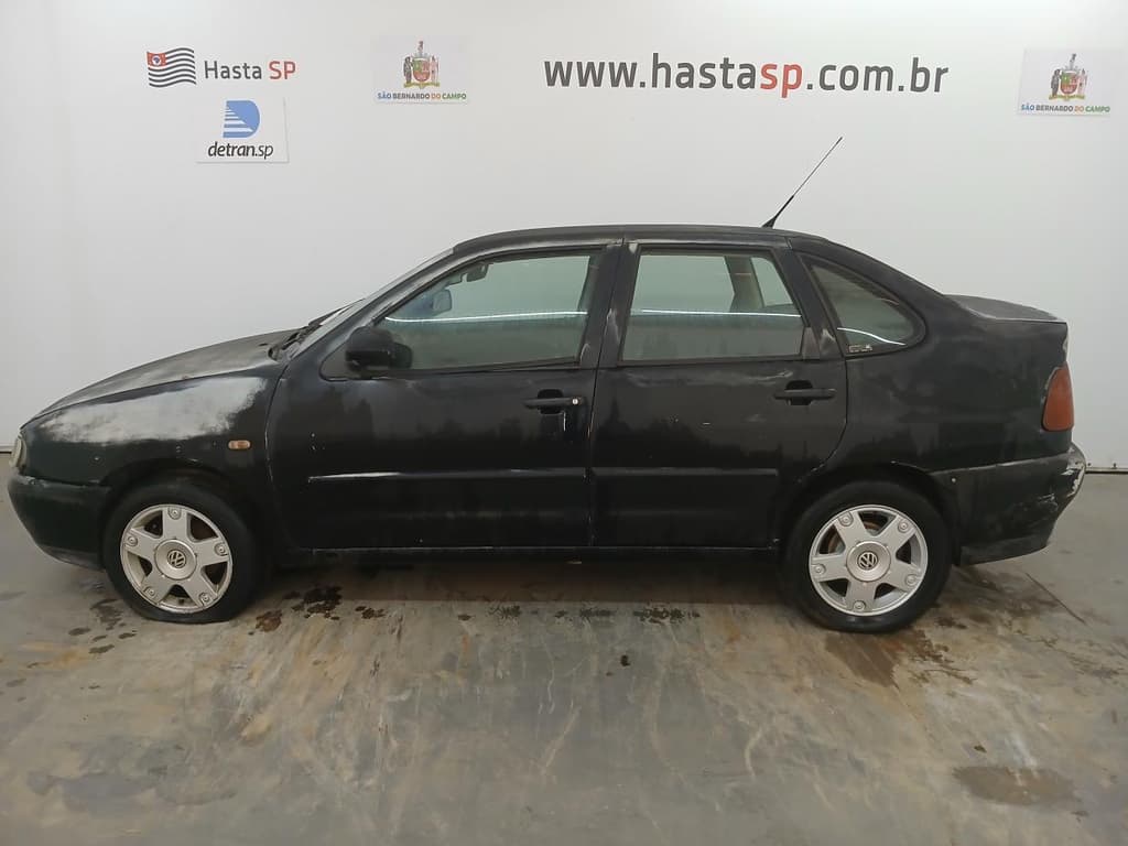 Volkswagen Polo Clas. 1.8 MI 1999, preta