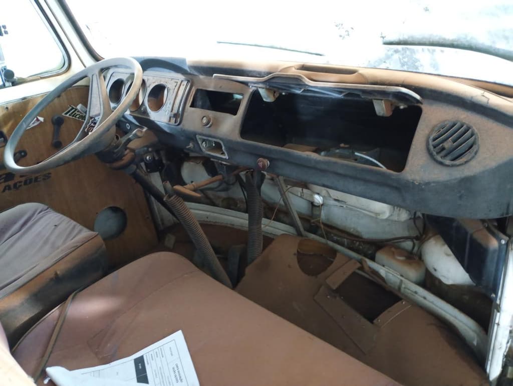 Volkswagen Kombi 1980 — foto 6