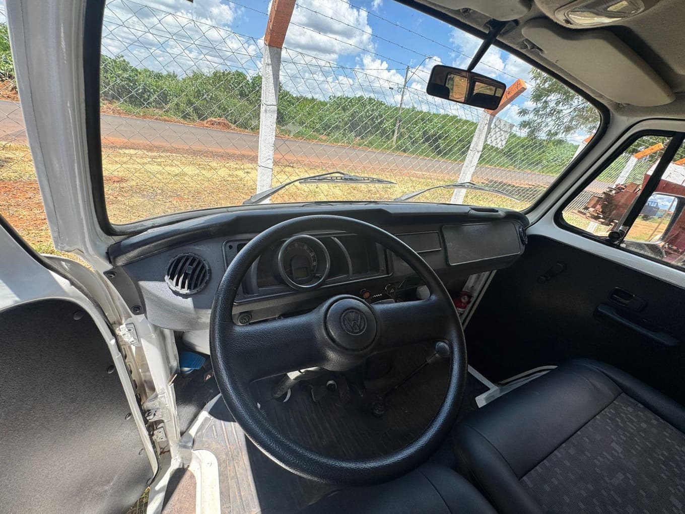Volkswagen Kombi 2014 — foto 9