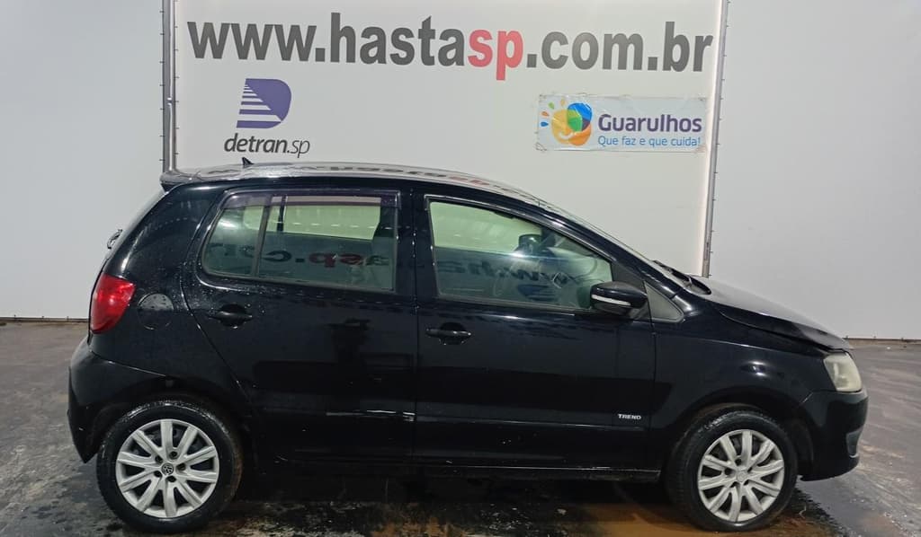 Volkswagen FOX GII 1.0 2011, preta
