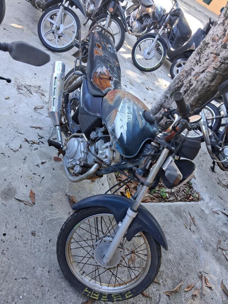 Yamaha YBR 125 2001 — foto 2