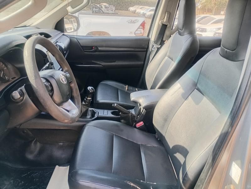 Toyota Hilux 2021 — foto 12