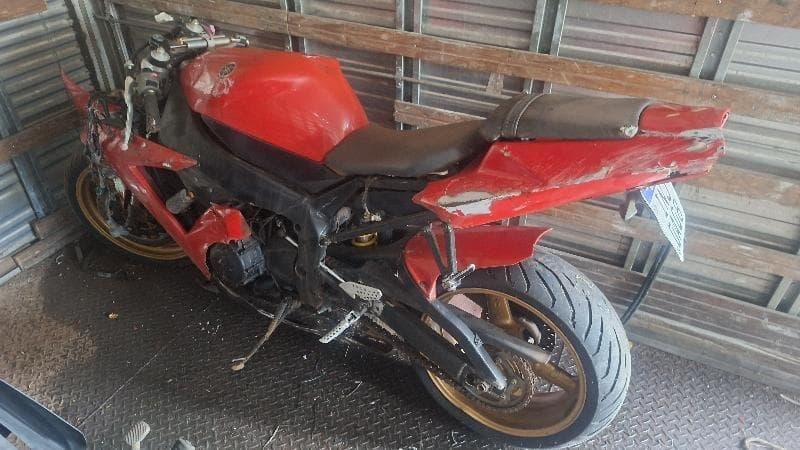 Yamaha YZF R1 2003 — foto 8