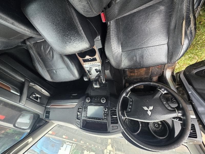 Mitsubishi Pajero HPE 3.2 D 2008 — foto 3