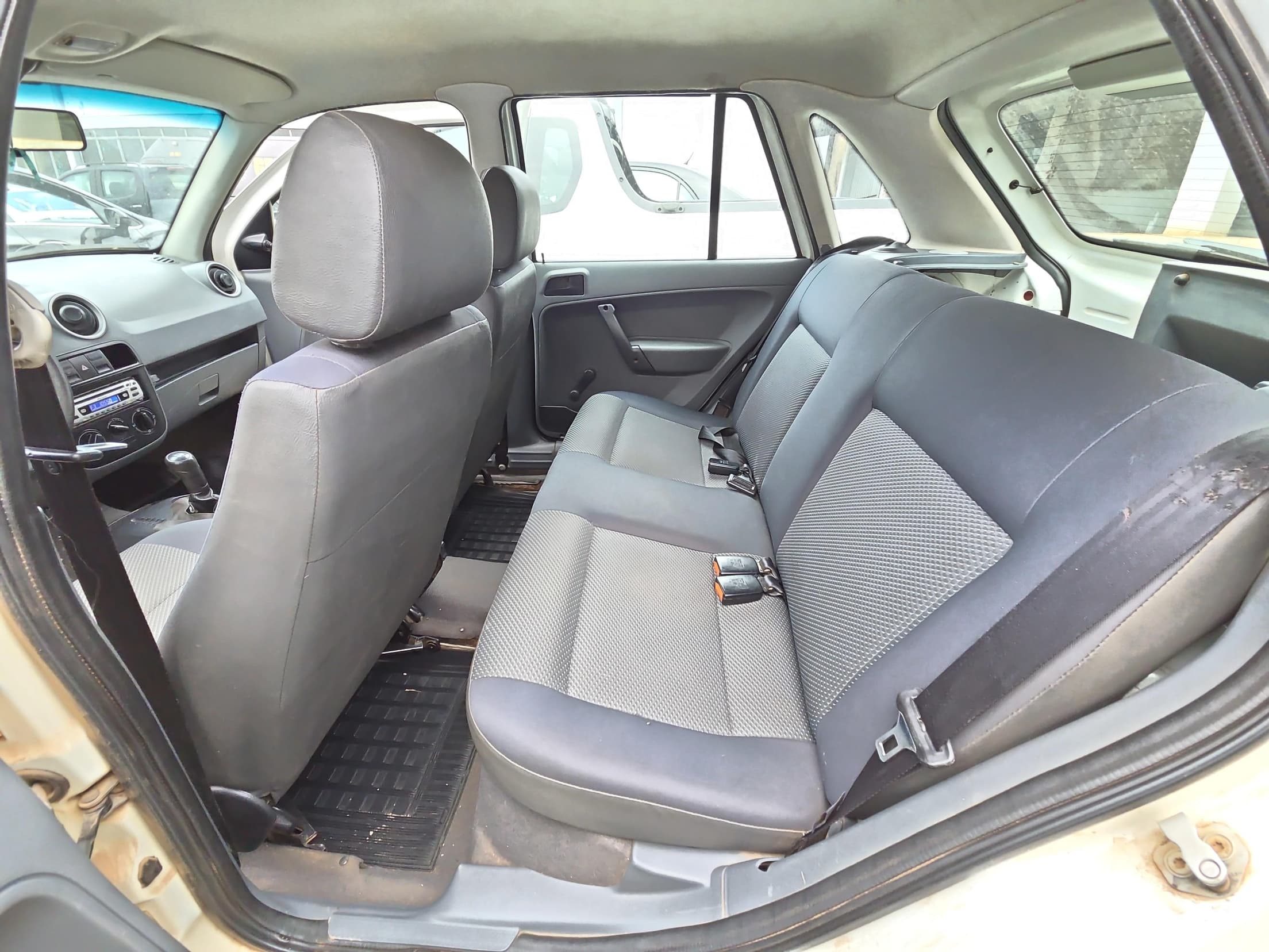 Volkswagen GOL 1.0 GIV 2012 — foto 6