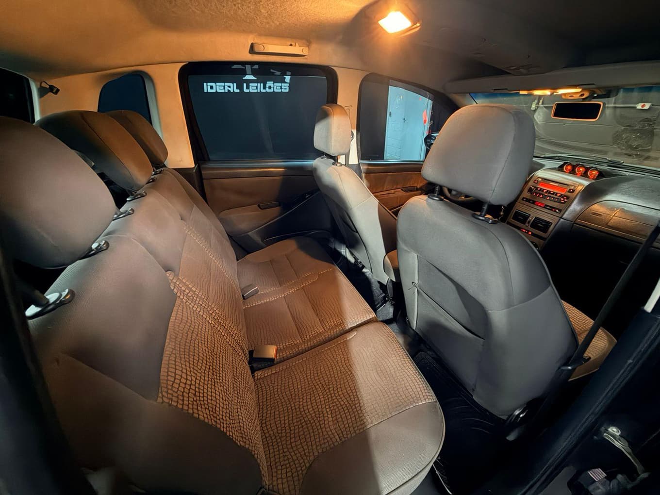 Fiat Idea 2011 — foto 10