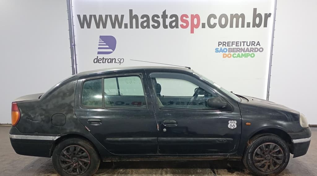 Renault Clio RN 1.0 16V 2001, preta