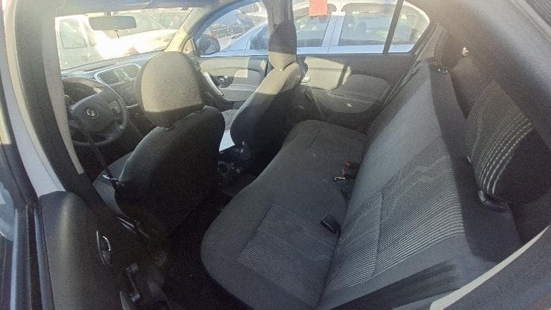Renault Logan Expr 16 M 2014 — foto 8