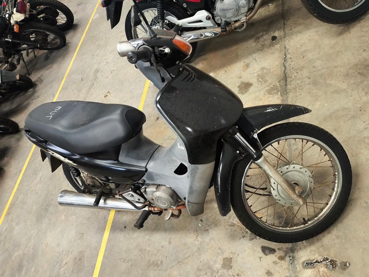 Honda C100 Biz, 2004 — foto 5