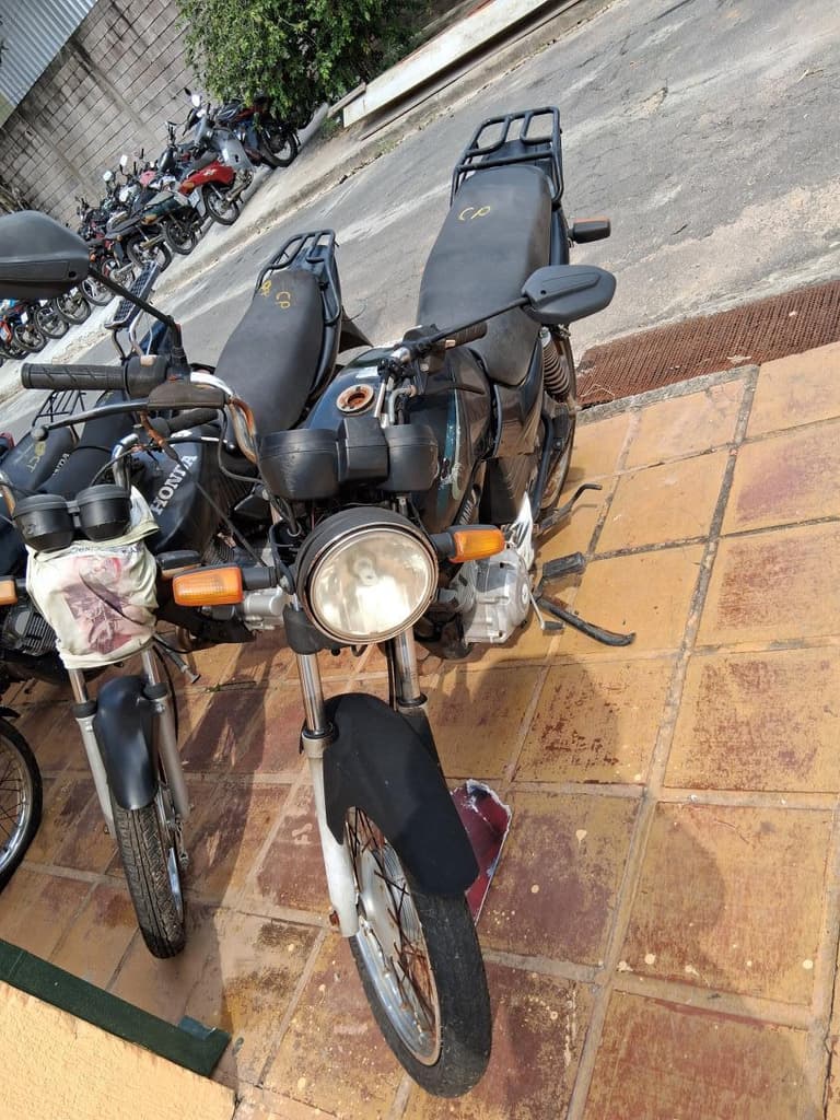 Yamaha YBR 125 2008 — foto 2