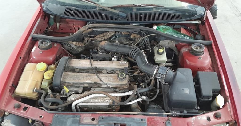 Ford Escort GL 16V F 1999 — foto 6